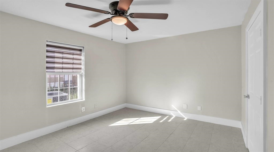 1303 Philadelphia St, Laredo, Texas 78041, ,Multi-family,For Sale,1303 Philadelphia St,20260295