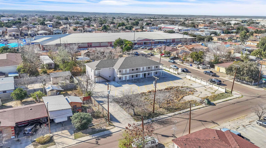 1303 Philadelphia St, Laredo, Texas 78041, ,Multi-family,For Sale,1303 Philadelphia St,20260295