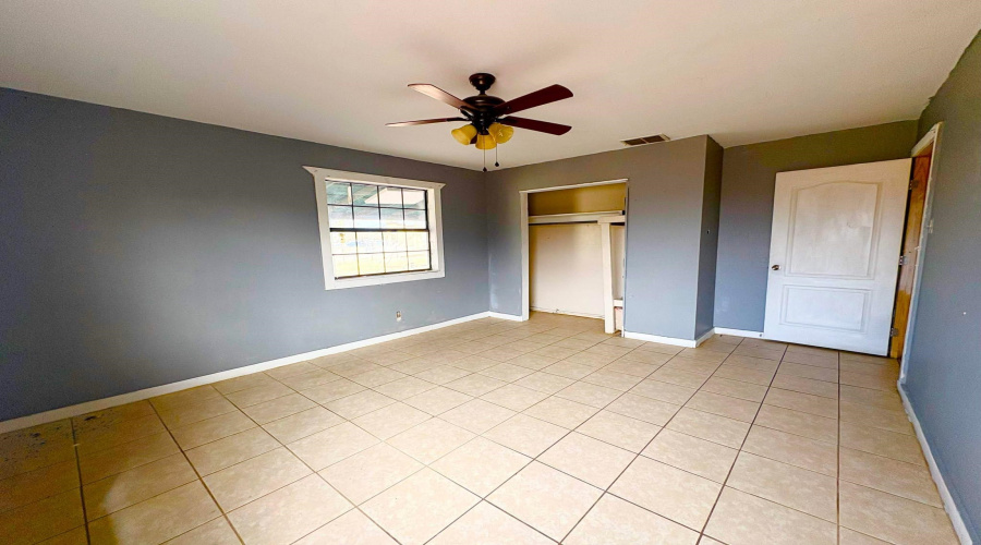 4123 Pecan Cir Dr, Laredo, Texas 78046-46, 3 Bedrooms Bedrooms, 5 Rooms Rooms,2 BathroomsBathrooms,Residential,For Sale,4123 Pecan Cir Dr,20260289