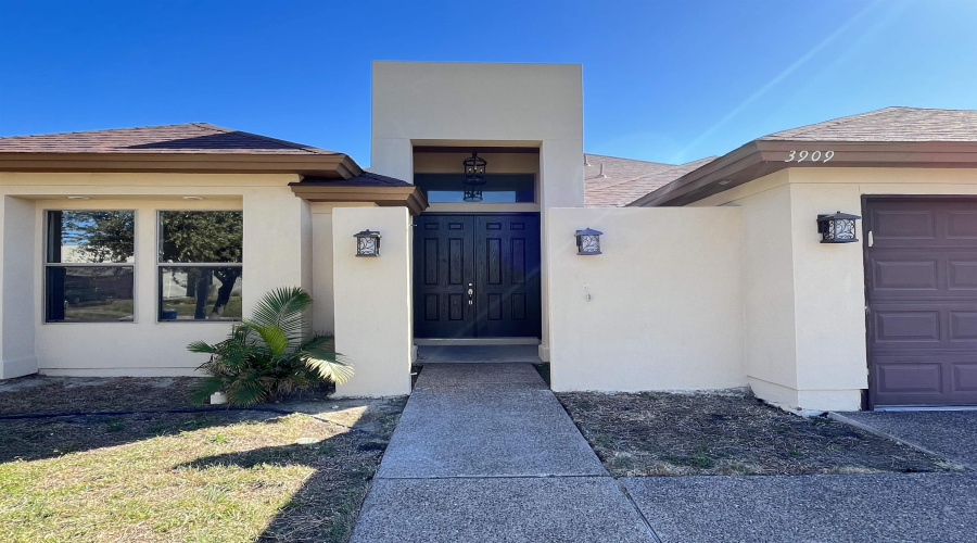 3909 Ivana Ct., Laredo, Texas 78045-4508, 3 Bedrooms Bedrooms, 7 Rooms Rooms,3 BathroomsBathrooms,Residential,For Rent,3909 Ivana Ct.,20260306