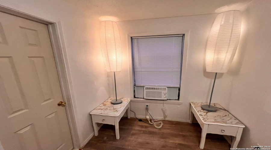 444 Taft Ct, San Antonio, Texas 78225, 2 Bedrooms Bedrooms, 8 Rooms Rooms,2 BathroomsBathrooms,Residential,For Sale,444 Taft Ct,20260309