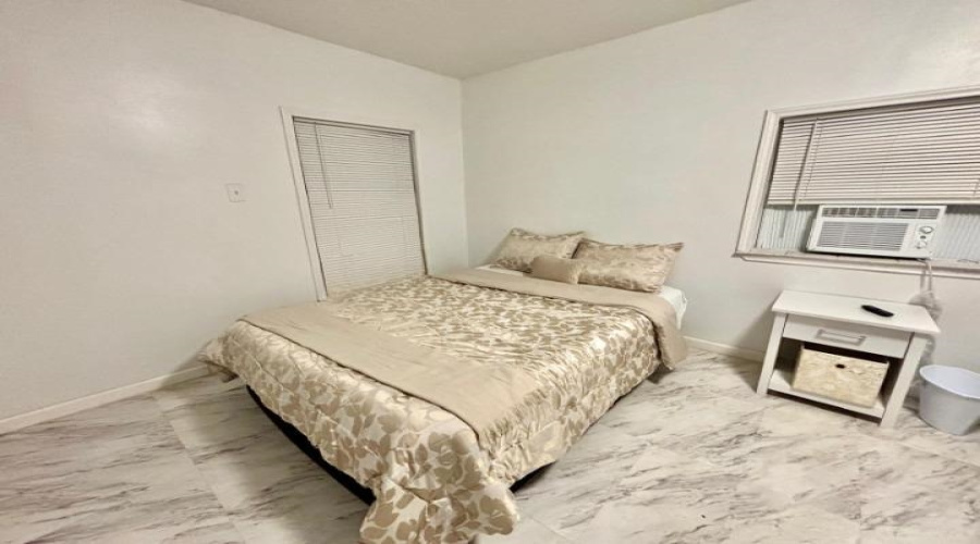 444 Taft Ct, San Antonio, Texas 78225, 2 Bedrooms Bedrooms, 8 Rooms Rooms,2 BathroomsBathrooms,Residential,For Sale,444 Taft Ct,20260309