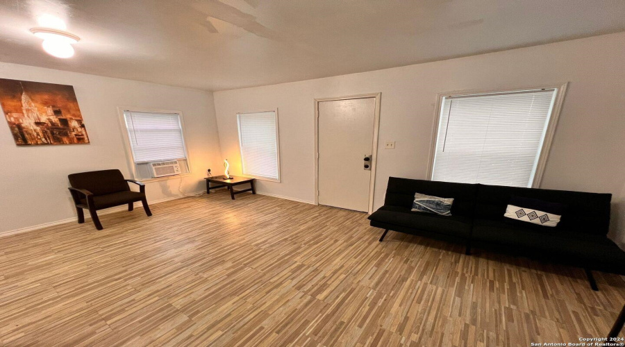 444 Taft Ct, San Antonio, Texas 78225, 2 Bedrooms Bedrooms, 8 Rooms Rooms,2 BathroomsBathrooms,Residential,For Sale,444 Taft Ct,20260309