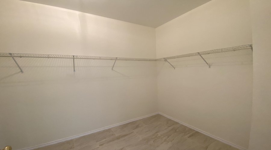 1820 Arctic Ct, LAREDO, Texas 78045, 4 Bedrooms Bedrooms, 6 Rooms Rooms,2 BathroomsBathrooms,Residential,For Sale,1820 Arctic Ct,20260318