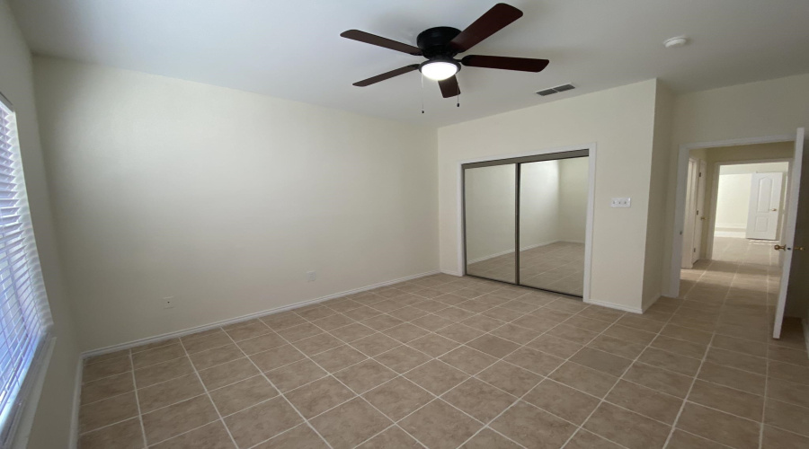 1820 Arctic Ct, LAREDO, Texas 78045, 4 Bedrooms Bedrooms, 6 Rooms Rooms,2 BathroomsBathrooms,Residential,For Sale,1820 Arctic Ct,20260318