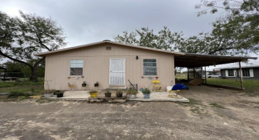 707 Delmar St., Zapata, Texas 78076, 4 Bedrooms Bedrooms, 6 Rooms Rooms,2 BathroomsBathrooms,Residential,For Sale,707 Delmar St.,20260319