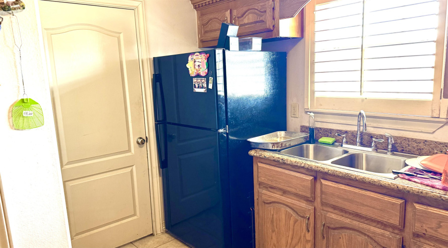 1902 Delmar St., ZAPATA, Texas 78073, 4 Bedrooms Bedrooms, 8 Rooms Rooms,2 BathroomsBathrooms,Residential,For Sale,1902 Delmar St.,20260323