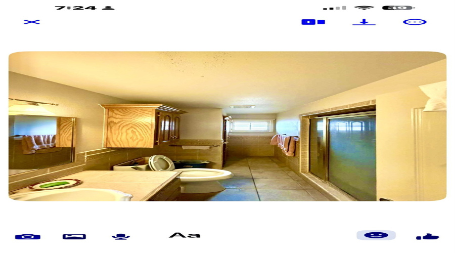 1902 Delmar St., ZAPATA, Texas 78073, 4 Bedrooms Bedrooms, 8 Rooms Rooms,2 BathroomsBathrooms,Residential,For Sale,1902 Delmar St.,20260323