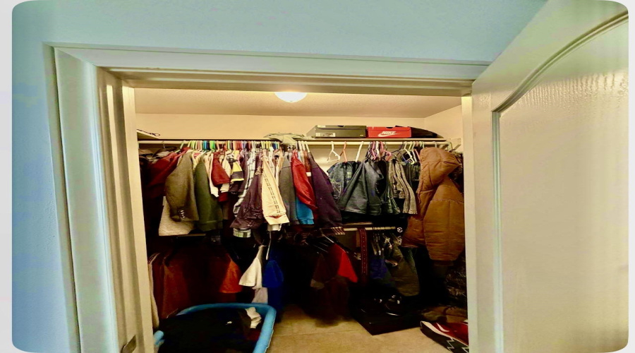 1902 Delmar St., ZAPATA, Texas 78073, 4 Bedrooms Bedrooms, 8 Rooms Rooms,2 BathroomsBathrooms,Residential,For Sale,1902 Delmar St.,20260323