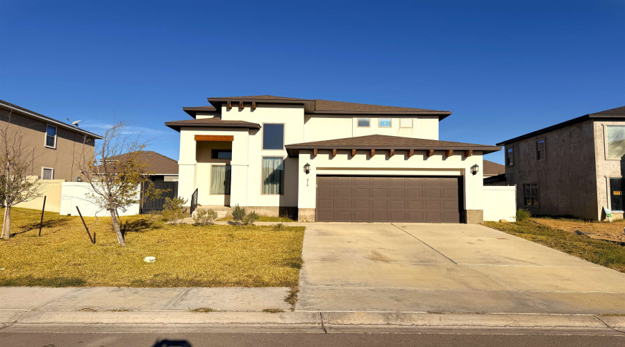 414 Placido Dr, Laredo, Texas 78045, 5 Bedrooms Bedrooms, 8 Rooms Rooms,2 BathroomsBathrooms,Residential,For Rent,414 Placido Dr,20260326