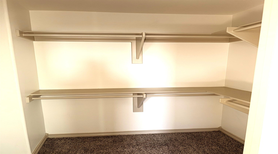 414 Placido Dr, Laredo, Texas 78045, 5 Bedrooms Bedrooms, 8 Rooms Rooms,2 BathroomsBathrooms,Residential,For Rent,414 Placido Dr,20260326