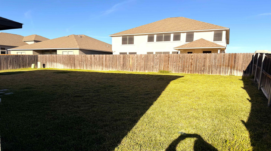 414 Placido Dr, Laredo, Texas 78045, 5 Bedrooms Bedrooms, 8 Rooms Rooms,2 BathroomsBathrooms,Residential,For Rent,414 Placido Dr,20260326