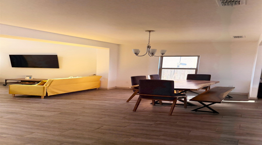 414 Placido Dr, Laredo, Texas 78045, 5 Bedrooms Bedrooms, 8 Rooms Rooms,2 BathroomsBathrooms,Residential,For Rent,414 Placido Dr,20260326