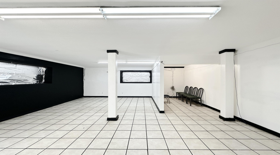 608 Gale St, Laredo, Texas 78041, 1 Room Rooms,2 BathroomsBathrooms,Commercial retail/office,For Rent,608 Gale St,20260338