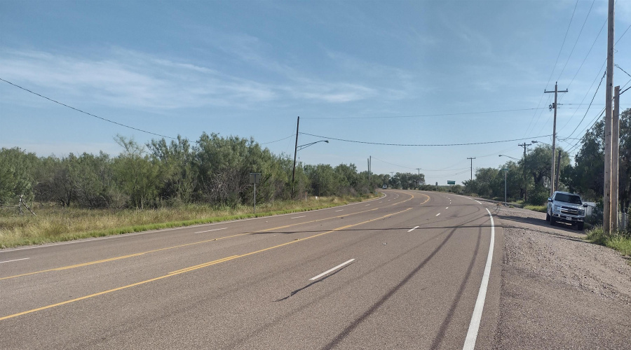 4186 N U.S. Hwy 83, San Ygnacio, Texas 78067, ,Land,For Sale,4186 N U.S. Hwy 83,20223693