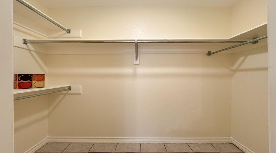 304 Anthony Ln, Laredo, Texas 78046, 3 Bedrooms Bedrooms, 5 Rooms Rooms,2 BathroomsBathrooms,Residential,For Sale,304 Anthony Ln,20252313