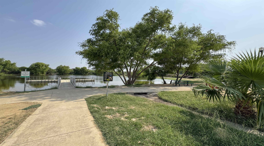 304 Anthony Ln, Laredo, Texas 78046, 3 Bedrooms Bedrooms, 5 Rooms Rooms,2 BathroomsBathrooms,Residential,For Sale,304 Anthony Ln,20252313