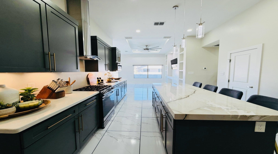 1602 Cordova Dr., LAREDO, Texas 78046, 4 Bedrooms Bedrooms, 5 Rooms Rooms,2 BathroomsBathrooms,Residential,For Sale,1602 Cordova Dr.,20260327