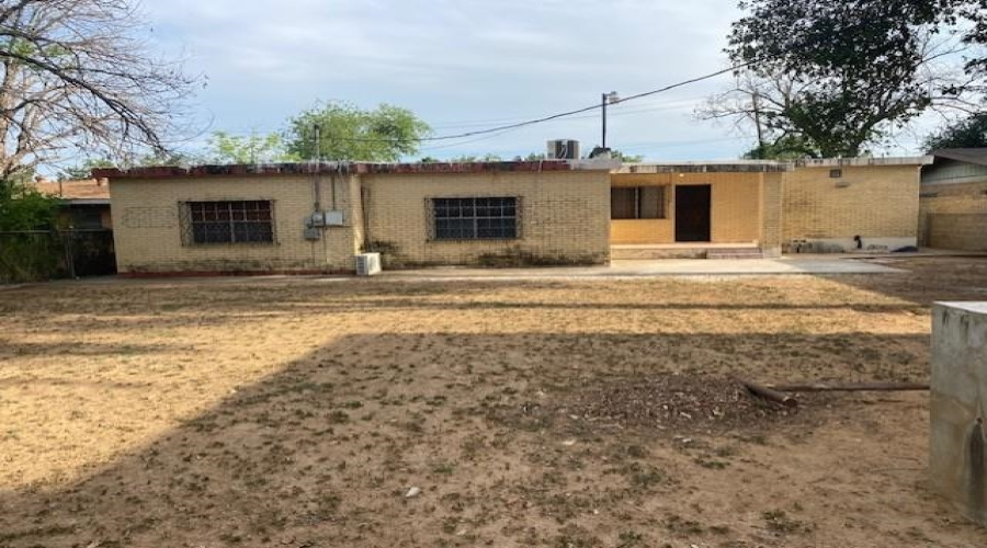 2010 Guerrero St, Laredo, Texas 78043, 3 Bedrooms Bedrooms, 6 Rooms Rooms,2 BathroomsBathrooms,Residential,For Rent,2010 Guerrero St,20260328