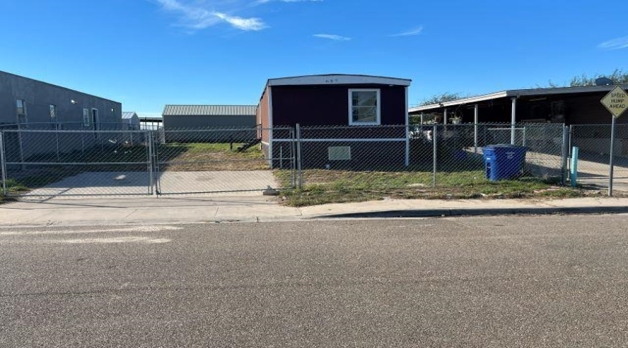 607 Buckwheat Dr, Laredo, Texas 78046, 3 Bedrooms Bedrooms, 6 Rooms Rooms,2 BathroomsBathrooms,Residential,For Sale,607 Buckwheat Dr,20260329