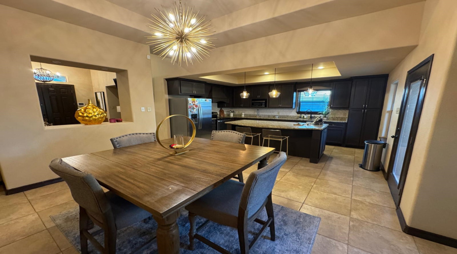 207 Desert Palm Dr., LAREDO, Texas 78045, 3 Bedrooms Bedrooms, 6 Rooms Rooms,2 BathroomsBathrooms,Residential,For Sale,207 Desert Palm Dr.,20260330