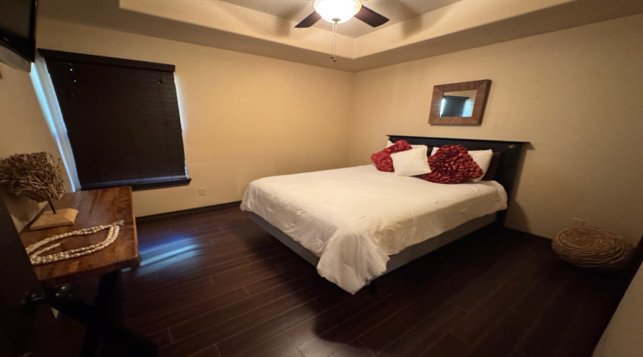 207 Desert Palm Dr., LAREDO, Texas 78045, 3 Bedrooms Bedrooms, 6 Rooms Rooms,2 BathroomsBathrooms,Residential,For Sale,207 Desert Palm Dr.,20260330