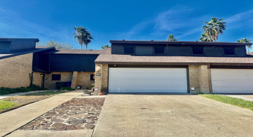 16 Quadrangle Cir, Laredo, Texas 78041, 3 Bedrooms Bedrooms, 7 Rooms Rooms,2 BathroomsBathrooms,Residential,For Sale,16 Quadrangle Cir,20260331