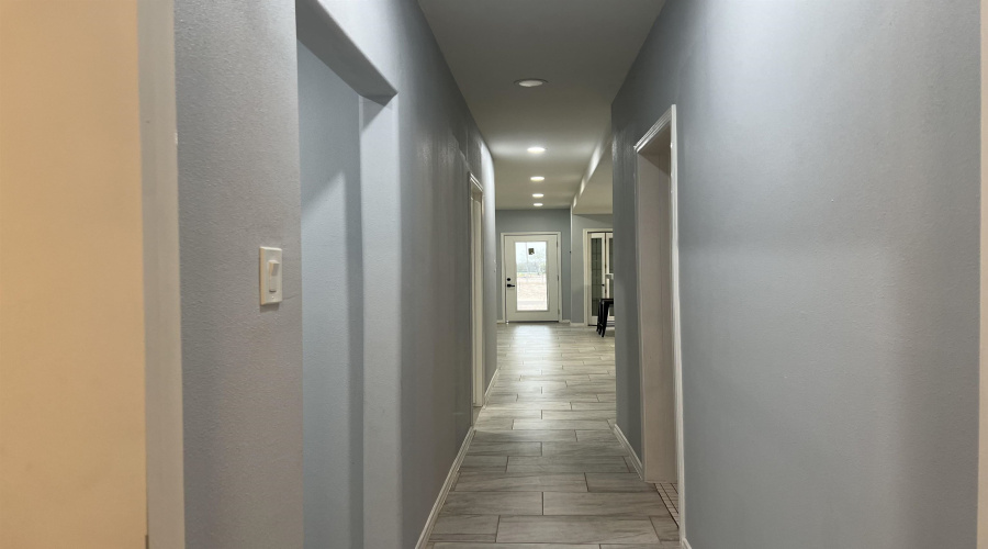 404 Morales, El Cenizo, Texas 78046-0000, 3 Bedrooms Bedrooms, 5 Rooms Rooms,2 BathroomsBathrooms,Residential,For Sale,404 Morales,20260332