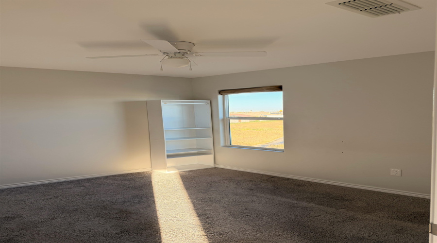 3501 Joaquin Ponce, Laredo, Texas 78045-6, 4 Bedrooms Bedrooms, 7 Rooms Rooms,2 BathroomsBathrooms,Residential,For Sale,3501 Joaquin Ponce,20260335