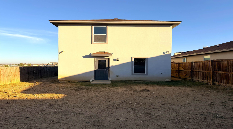 3501 Joaquin Ponce, Laredo, Texas 78045-6, 4 Bedrooms Bedrooms, 7 Rooms Rooms,2 BathroomsBathrooms,Residential,For Sale,3501 Joaquin Ponce,20260335