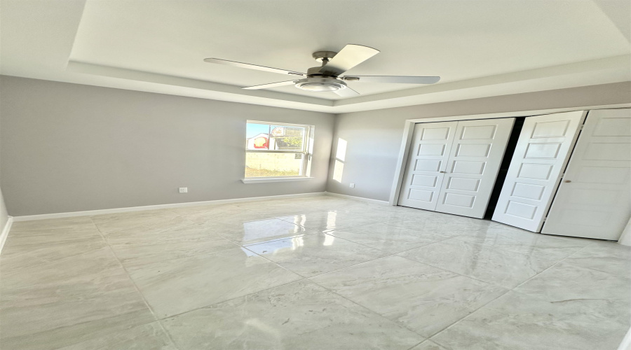 17204 Running Doe St, Laredo, Texas 78045-0000, 4 Bedrooms Bedrooms, 6 Rooms Rooms,2 BathroomsBathrooms,Residential,For Sale,17204 Running Doe St,20260337