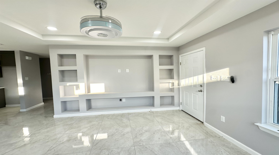 17204 Running Doe St, Laredo, Texas 78045-0000, 4 Bedrooms Bedrooms, 6 Rooms Rooms,2 BathroomsBathrooms,Residential,For Sale,17204 Running Doe St,20260337