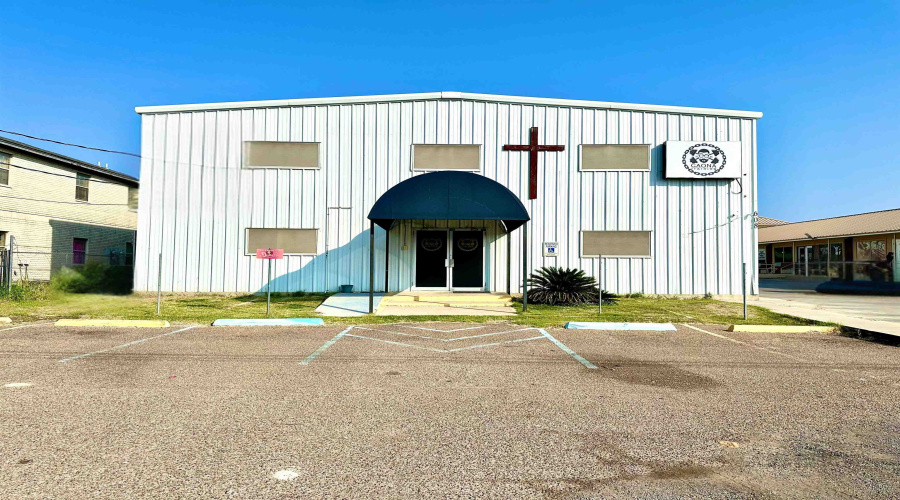 608 Gale St, Laredo, Texas 78041, 1 Room Rooms,2 BathroomsBathrooms,Commercial retail/office,For Rent,608 Gale St,20260340