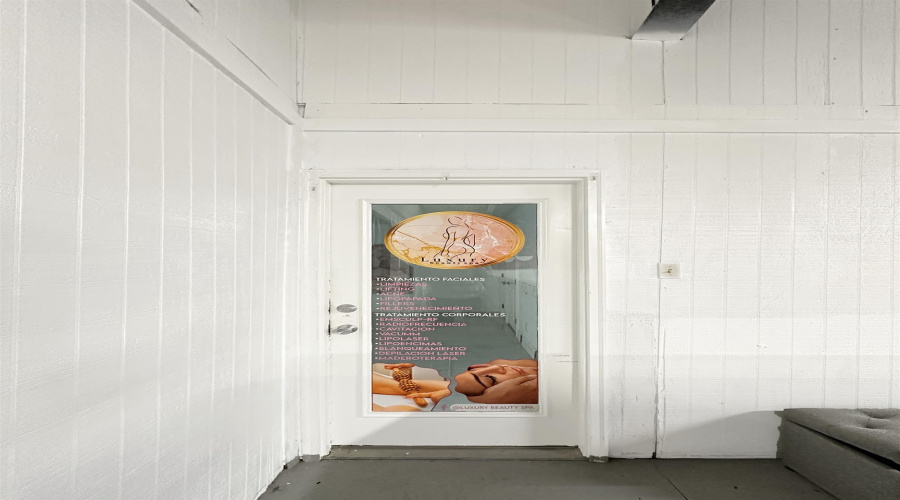 608 Gale St, Laredo, Texas 78041, 1 Room Rooms,2 BathroomsBathrooms,Commercial retail/office,For Rent,608 Gale St,20260341