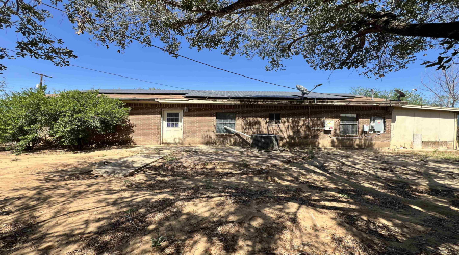 916 Falcon Ave., Zapata, Texas 78076, 4 Bedrooms Bedrooms, 6 Rooms Rooms,2 BathroomsBathrooms,Residential,For Sale,916 Falcon Ave.,20251935