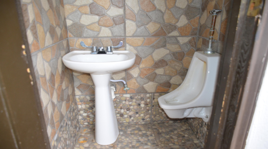 1220 N Diaz Ave, LAREDO, Texas 78043, 1 Bedroom Bedrooms, 3 Rooms Rooms,1 BathroomBathrooms,Residential,For Sale,1220 N Diaz Ave,20260342