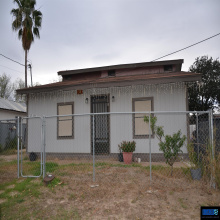 1220 N Diaz Ave, LAREDO, Texas 78043, 1 Bedroom Bedrooms, 3 Rooms Rooms,1 BathroomBathrooms,Residential,For Sale,1220 N Diaz Ave,20260342