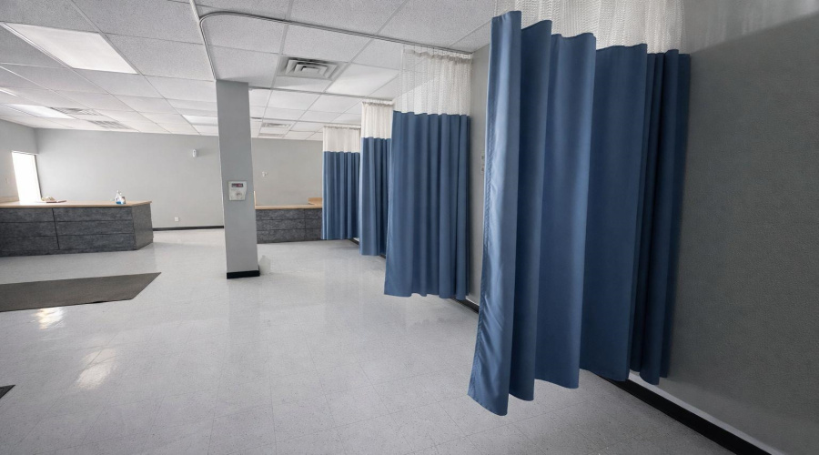 5502 San Bernardo Ave, Laredo, Texas 78041, ,4 BathroomsBathrooms,Commercial retail/office,For Rent,5502 San Bernardo Ave,20260347