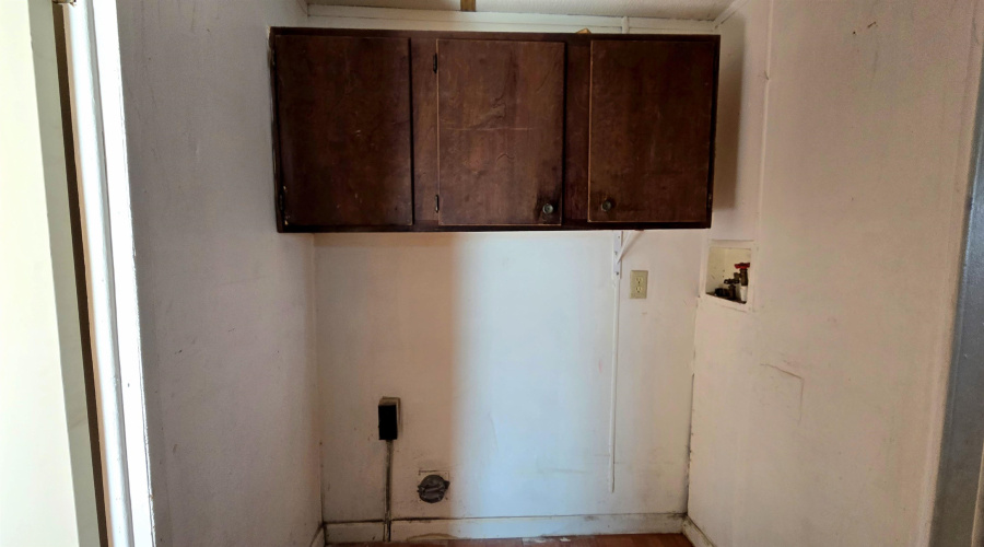 4528 La Cienega Ln, laredo, Texas 78040, 2 Bedrooms Bedrooms, 3 Rooms Rooms,1 BathroomBathrooms,Residential,For Sale,4528 La Cienega Ln,20260345