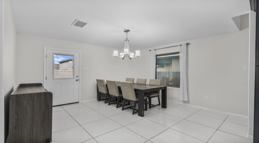 3216 Charolais Dr., Laredo, Texas 78046, 4 Bedrooms Bedrooms, 7 Rooms Rooms,2 BathroomsBathrooms,Residential,For Sale,3216 Charolais Dr.,20260348