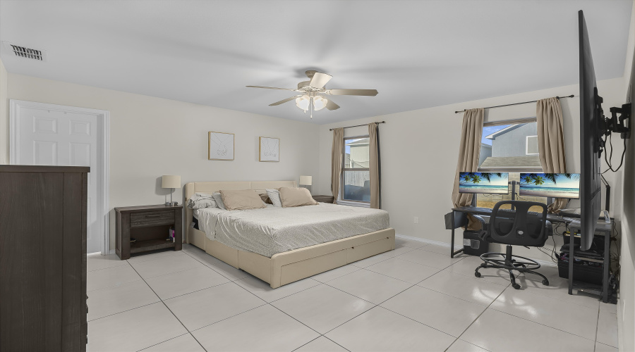 3216 Charolais Dr., Laredo, Texas 78046, 4 Bedrooms Bedrooms, 7 Rooms Rooms,2 BathroomsBathrooms,Residential,For Sale,3216 Charolais Dr.,20260348