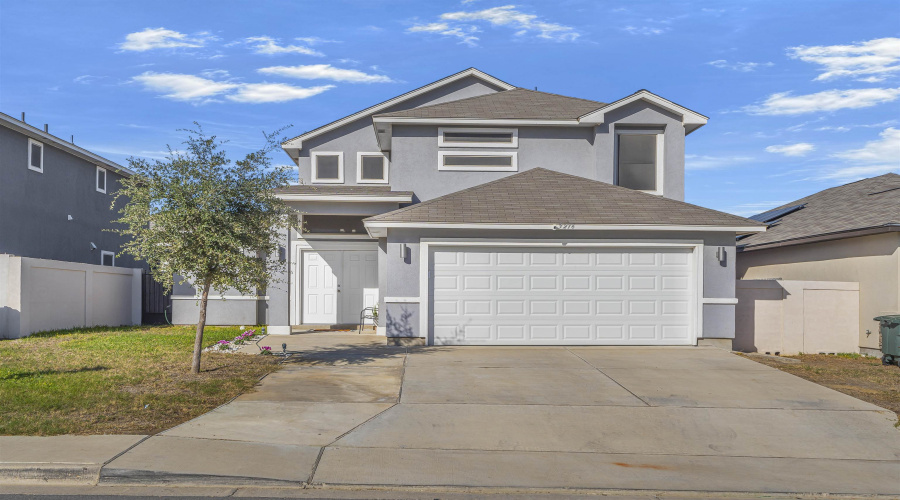 3216 Charolais Dr., Laredo, Texas 78046, 4 Bedrooms Bedrooms, 7 Rooms Rooms,2 BathroomsBathrooms,Residential,For Sale,3216 Charolais Dr.,20260348