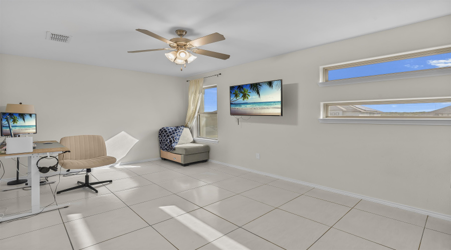 3216 Charolais Dr., Laredo, Texas 78046, 4 Bedrooms Bedrooms, 7 Rooms Rooms,2 BathroomsBathrooms,Residential,For Sale,3216 Charolais Dr.,20260348