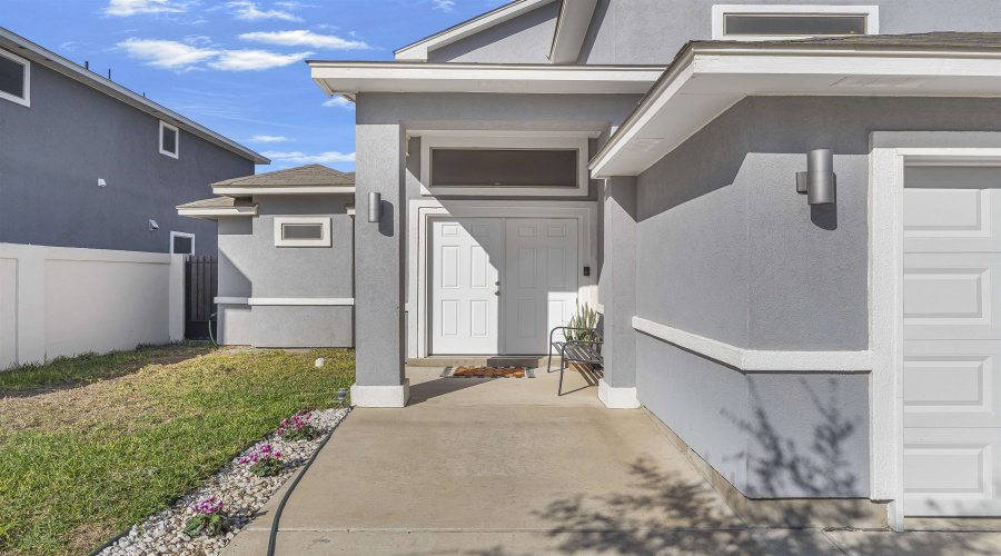 3216 Charolais Dr., Laredo, Texas 78046, 4 Bedrooms Bedrooms, 7 Rooms Rooms,2 BathroomsBathrooms,Residential,For Sale,3216 Charolais Dr.,20260348