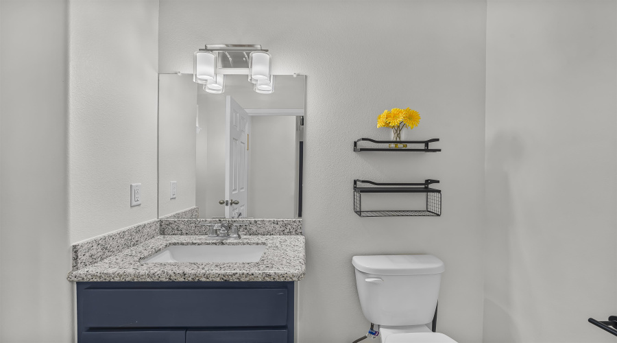 3216 Charolais Dr., Laredo, Texas 78046, 4 Bedrooms Bedrooms, 7 Rooms Rooms,2 BathroomsBathrooms,Residential,For Sale,3216 Charolais Dr.,20260348