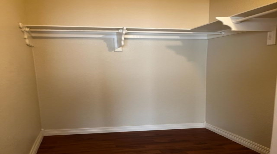 1609 Saldana Ave, LAREDO, Texas 78041, 3 Bedrooms Bedrooms, 5 Rooms Rooms,2 BathroomsBathrooms,Residential,For Rent,1609 Saldana Ave,20260349