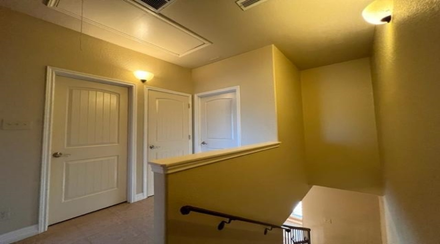 1609 Saldana Ave, LAREDO, Texas 78041, 3 Bedrooms Bedrooms, 5 Rooms Rooms,2 BathroomsBathrooms,Residential,For Rent,1609 Saldana Ave,20260349