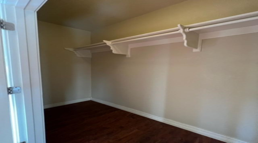 1609 Saldana Ave, LAREDO, Texas 78041, 3 Bedrooms Bedrooms, 5 Rooms Rooms,2 BathroomsBathrooms,Residential,For Rent,1609 Saldana Ave,20260349