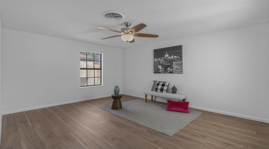 119 Kentucky St, LAREDO, Texas 78041, 3 Bedrooms Bedrooms, 4 Rooms Rooms,2 BathroomsBathrooms,Residential,For Sale,119 Kentucky St,20260350