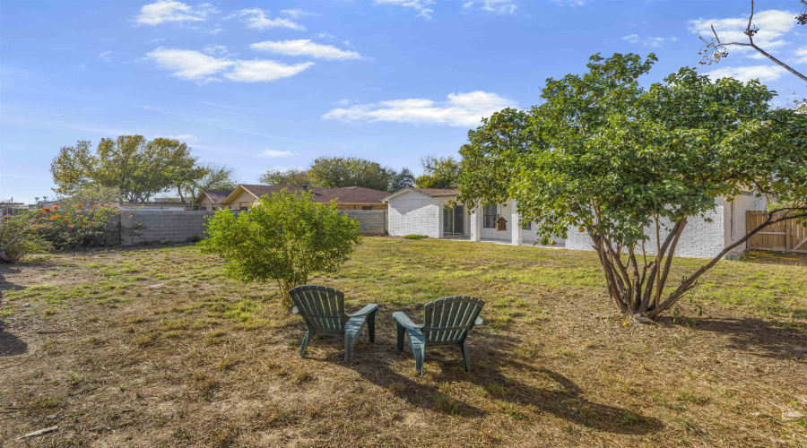 119 Kentucky St, LAREDO, Texas 78041, 3 Bedrooms Bedrooms, 4 Rooms Rooms,2 BathroomsBathrooms,Residential,For Sale,119 Kentucky St,20260350